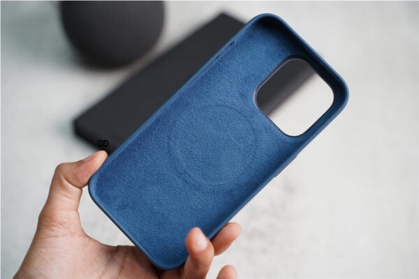 Magsafe Silicone Case With Animation For iPhone 15/15 Plus/15 Pro/15 Pro Max - Image 88