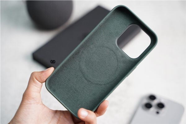 Magsafe Silicone Case With Animation For iPhone 15/15 Plus/15 Pro/15 Pro Max - Image 16