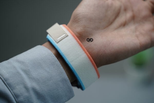 Orange/Beige Trail Loop Band For Apple Watch 44MM 45MM 46MM Series 4 5 6 7 8 9 10 SE SE 2 Gen - Image 7