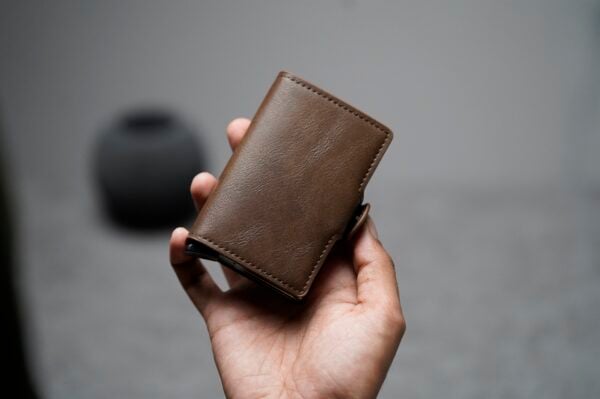 Vegan Leather Card And Cash Holder - Image 74