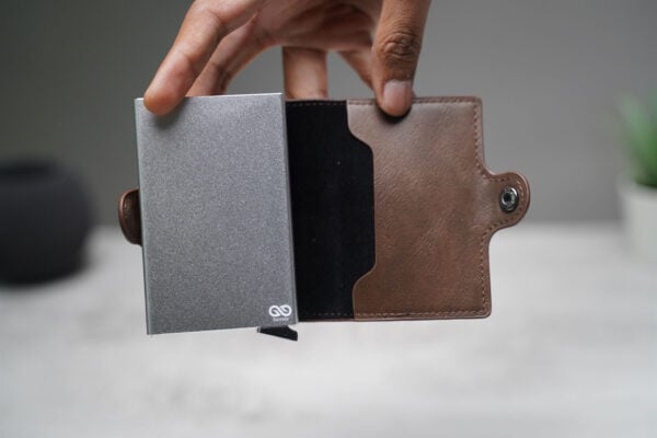 Vegan Leather Card And Cash Holder - Image 70