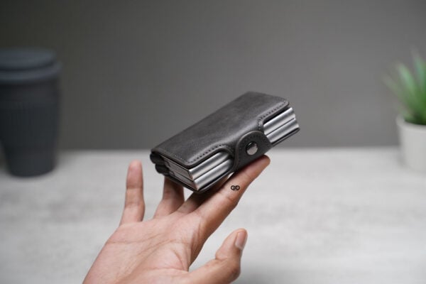 Vegan Leather Card And Cash Holder - Image 23
