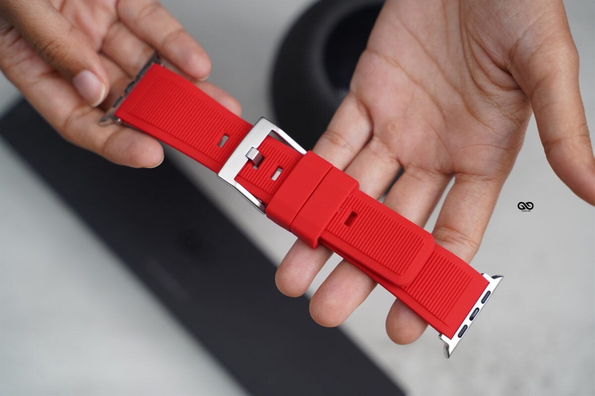 Blood Red Waterproof Silicone Sports Band with Buckle for Apple Watch 44MM 45MM 46MM Series 4 5 6 7 8 9 10 11 (SE 2 3 Gen)