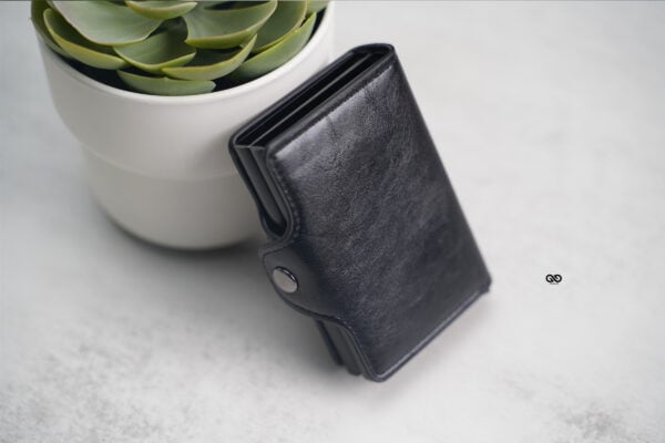 Vegan Leather Card And Cash Holder - Image 25