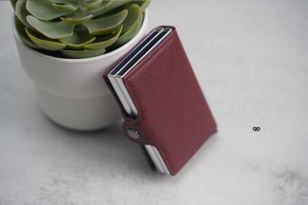 Vegan Leather Card And Cash Holder - Image 32