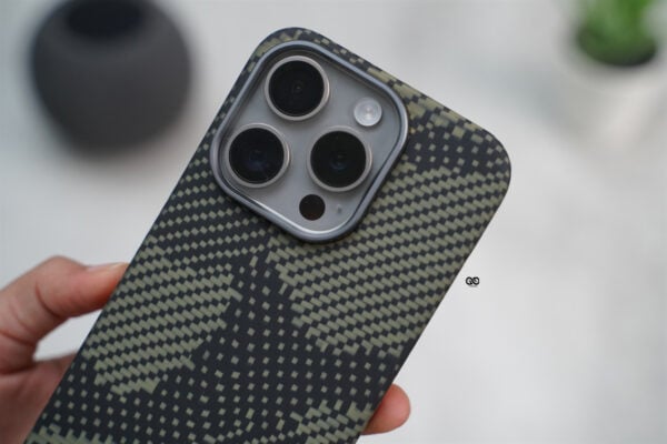 Magsafe Camo Black Yellow Real Aramid  Case for iPhone 15 Pro - Image 17