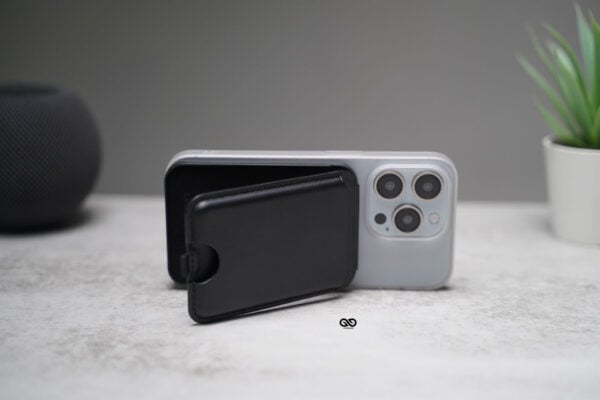 MagSafe Vegan Leather Card Holder and Stand - Image 61