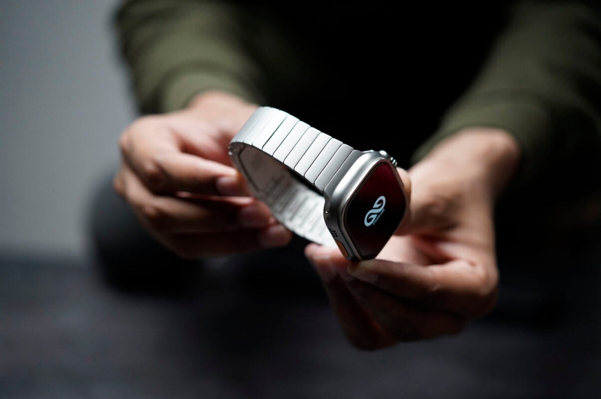 Real Titanium Link Strap Metal Bracelet With Detachable Link For Apple Watch 49 MM Series Ultra/Ultra 2