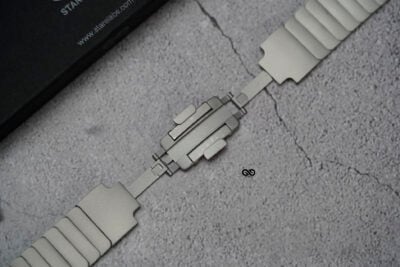 Real Titanium Link Strap Metal Bracelet With Detachable Link For Apple Watch 49 MM Series Ultra/Ultra 2