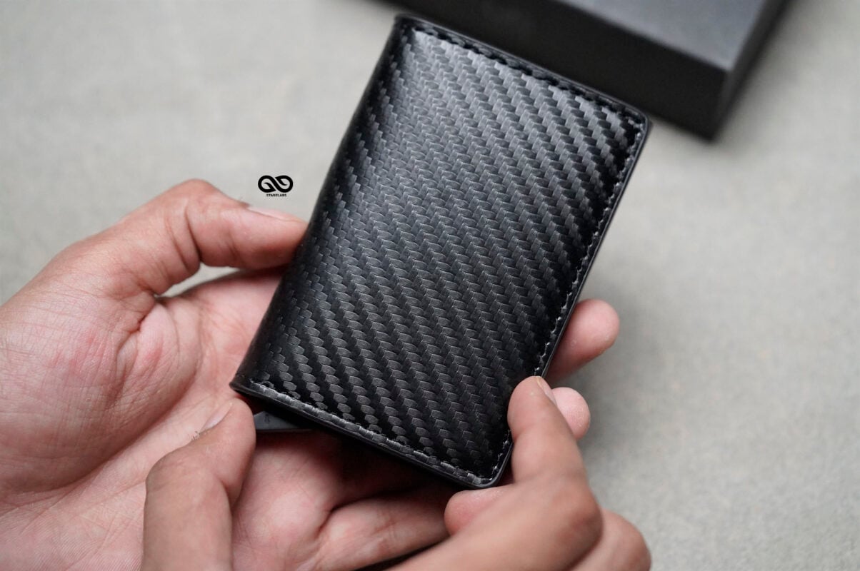 Slim Carbon Fiber Leather Card Holder with Single Slot Wallet