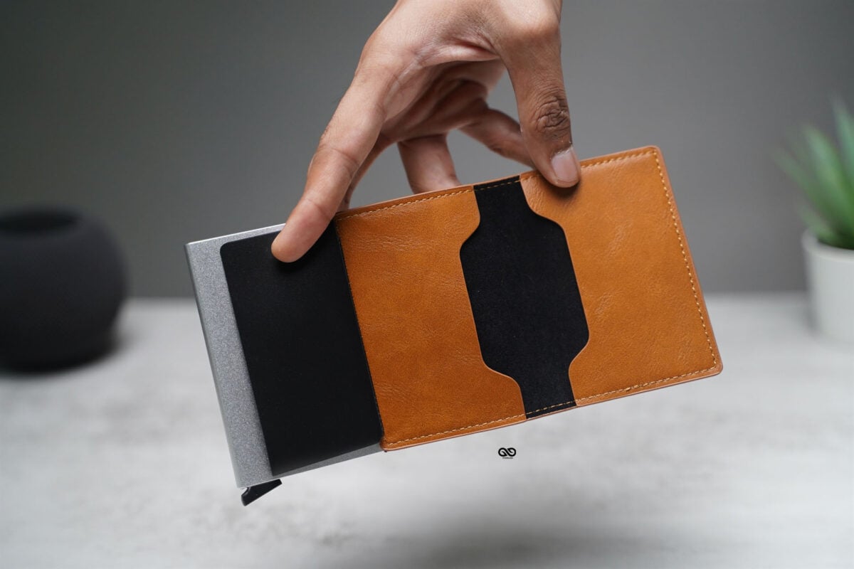 Personalized Slim Vegan Leather Card Holder with Single Slot Wallet