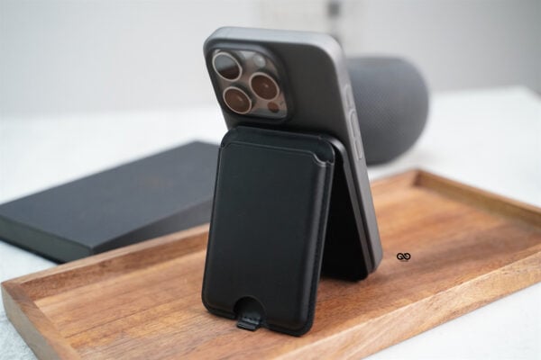 MagSafe Vegan Leather Card Holder and Stand - Image 28