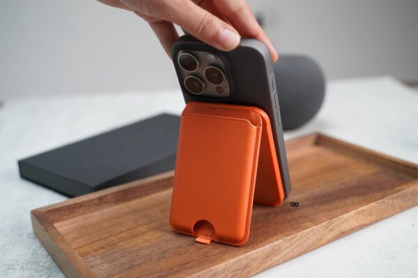 MagSafe Vegan Leather Card Holder and Stand - Image 54