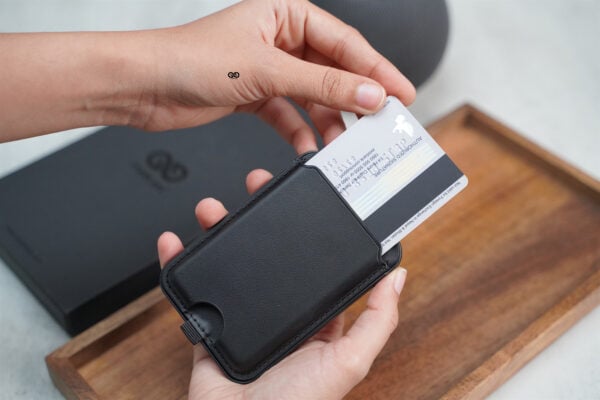 MagSafe Vegan Leather Card Holder and Stand - Image 9