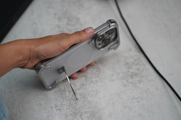 Frameless Armored Case with Kickstand Feature - Image 76