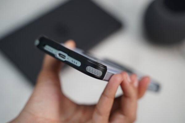 Frameless Armored Case with Kickstand Feature - Image 66