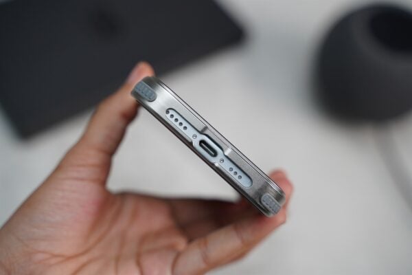 Frameless Armored Case with Kickstand Feature - Image 45