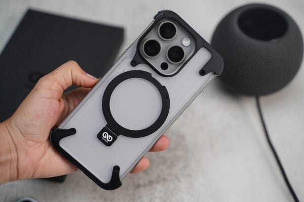 Frameless Armored Case with Kickstand Feature - Image 27