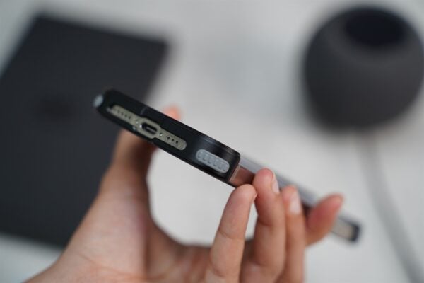 Frameless Armored Case with Kickstand Feature - Image 20