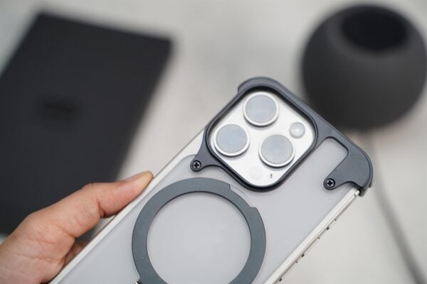Frameless Armored Case with Kickstand Feature - Image 18
