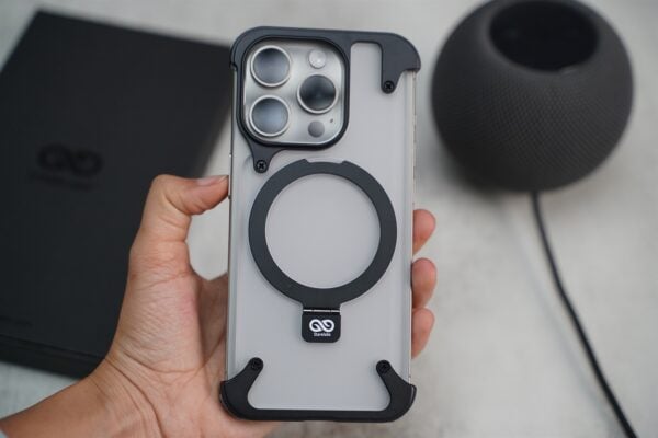 Frameless Armored Case with Kickstand Feature - Image 16