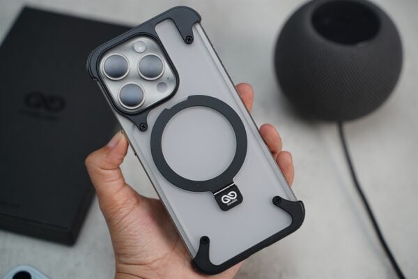 Frameless Armored Case with Kickstand Feature - Image 15