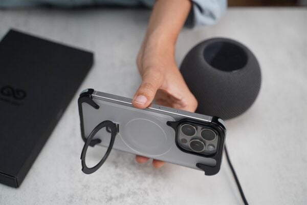 Frameless Armored Case with Kickstand Feature - Image 7