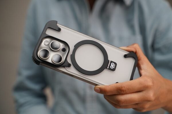 Frameless Armored Case with Kickstand Feature - Image 5
