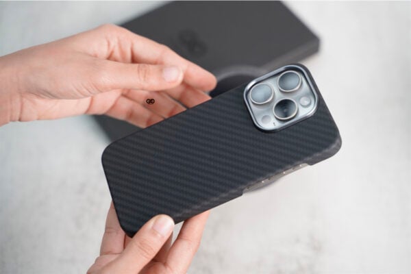 Magsafe Real Aramid Carbon Fiber Case With Open Side For iPhone 14 Pro - Image 4