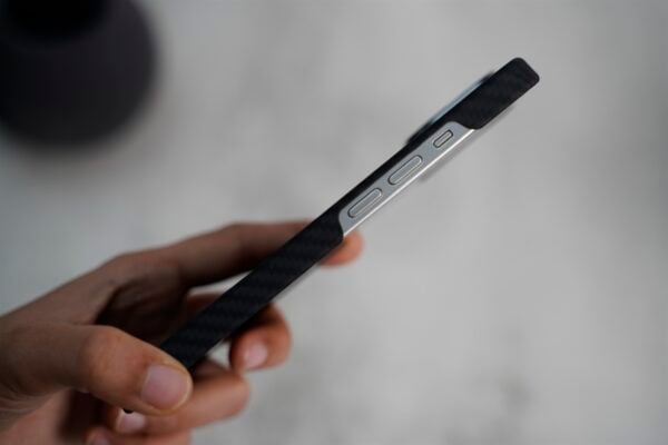 Magsafe Real Aramid Carbon Fiber Case With Open Side For iPhone 14 Pro - Image 8