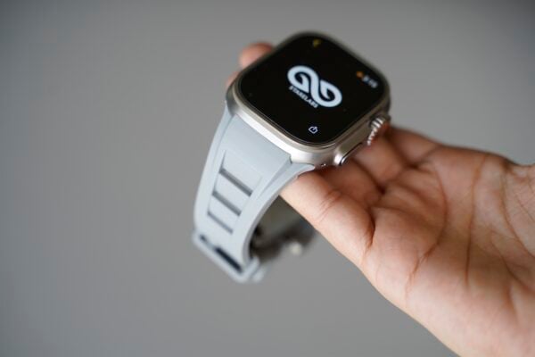 Vented FKM Rubber Band With 316L Buckle Closure For Apple Watch 49 MM Series Ultra/Ultra 2 - Image 33