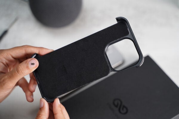 Carbon Texture Edition-Frameless Armored Case with Kickstand Feature - Image 8