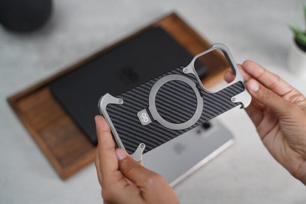 Carbon Texture Edition-Frameless Armored Case with Kickstand Feature - Image 20