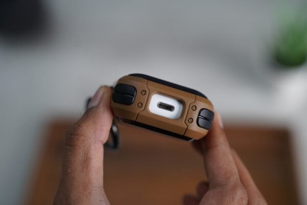 Chocolate Brown Defender Airpods 1/2 Case - Image 7