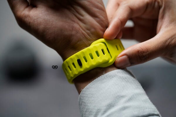 Volta Neon Fluorescent Waterproof Silicone Sports Band for Apple Watch 49 MM Series Ultra/Ultra 2 - Image 4