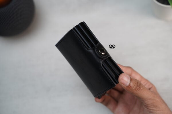 Vegan Leather Card And Cash Holder - Image 31