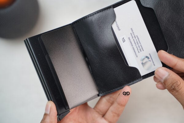 Vegan Leather Card And Cash Holder - Image 46