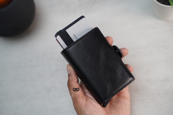 Vegan Leather Card And Cash Holder - Image 41