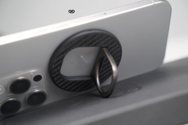 Carbon Fiber Magnetic Ring With Horizontal Kickstand Feature - Image 3