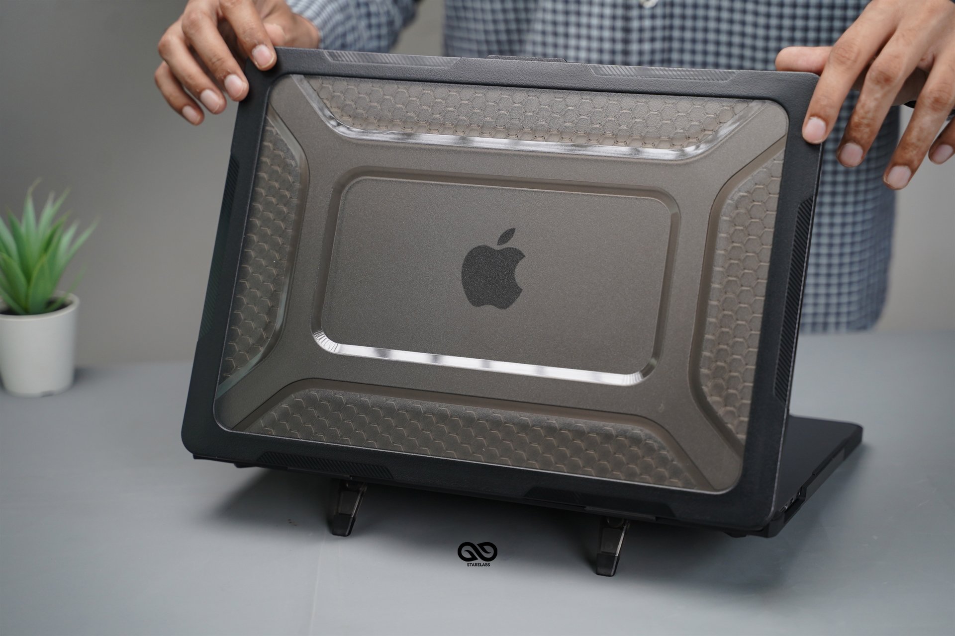 Black Slim Rubberized TPU Bumper Cover For MacBook Pro 13 inch 2020/2021/2022 M1/M2 A2338 A2251 A2289