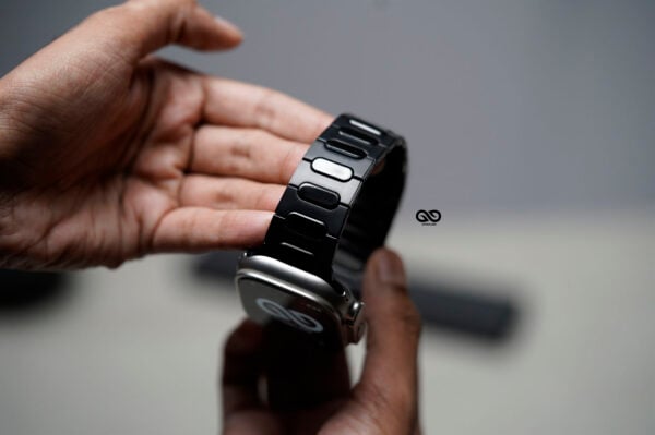 Titanium Edition Band 2.0 For Apple Watch 49 MM Series Ultra/Ultra 2 - Image 2