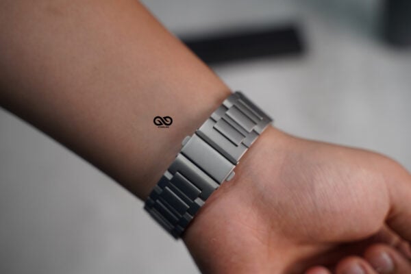 Titanium Edition Band For Apple Watch 49 MM Series Ultra/Ultra 2 - Image 15