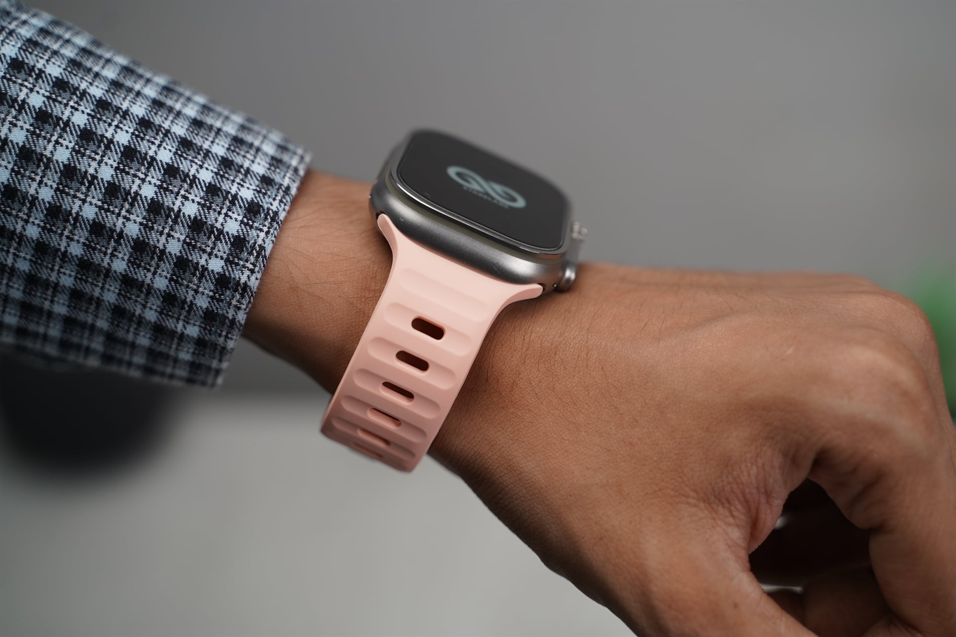 Ash Pink Waterproof Silicone Sports Bands for Apple Watch 49 MM Series Ultra/Ultra 2