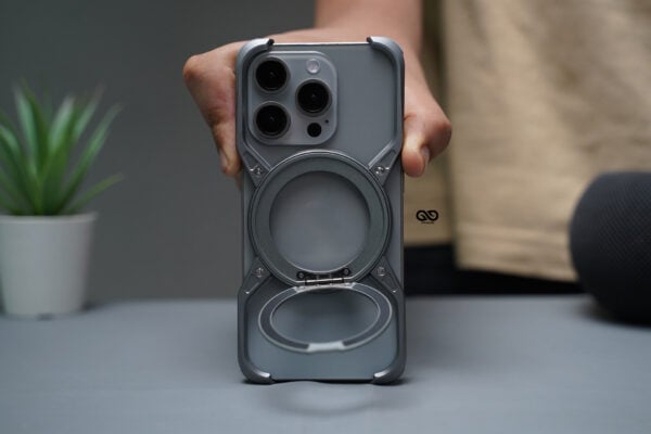 Titanium Armored Bumper with Kickstand Feature - Image 30