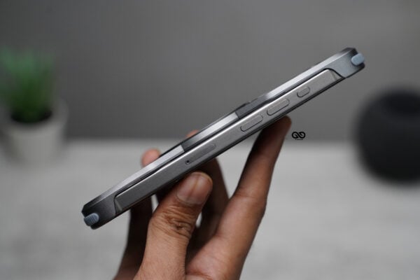 Titanium Armored Bumper with Kickstand Feature - Image 64