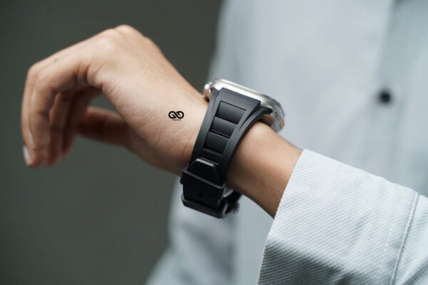 Vented FKM Rubber Band With 316L Buckle Closure For Apple Watch 49 MM Series Ultra/Ultra 2 - Image 12