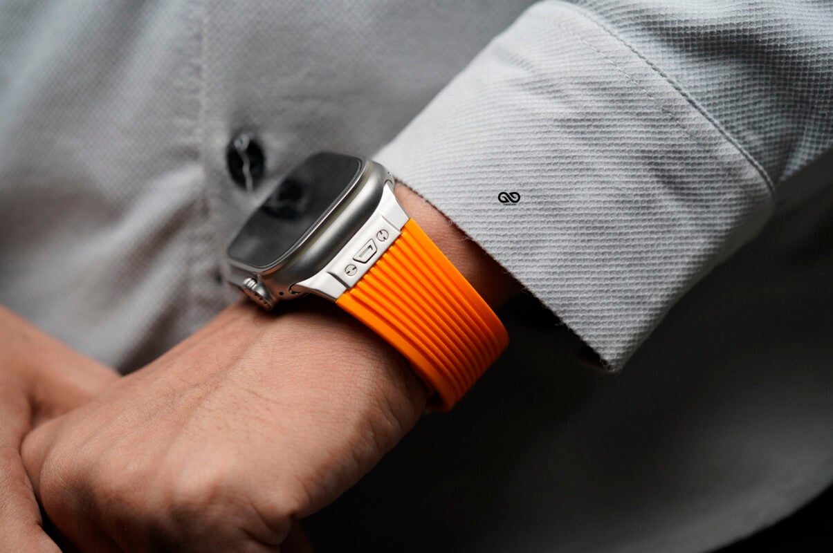 Classic Silicone Band With Stainless Steel Buckle Strap For Apple Watch 49 MM Series Ultra/Ultra 2