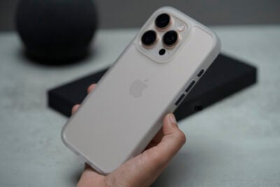 Drop Proof Sleek Transparent Case For iPhone 16/16Plus/16Pro/16ProMax