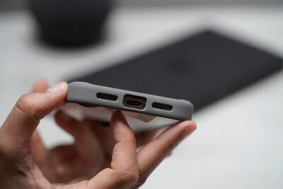 Drop Proof Sleek Transparent Case For iPhone 16/16Plus/16Pro/16ProMax