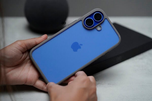Drop Proof Sleek Transparent Case For iPhone 16/16Plus/16Pro/16ProMax - Image 59